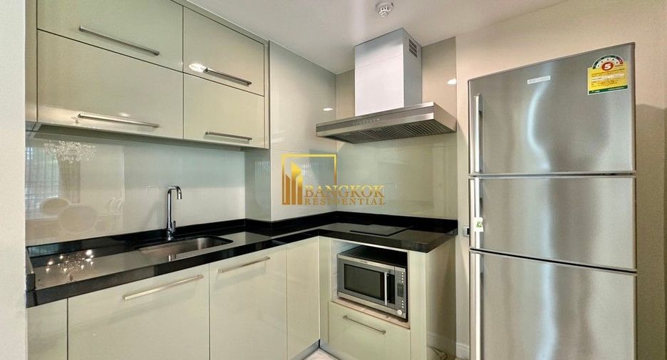 Wohnung zur Miete mit 3 Zimmer in Khlong Toei, Bangkok