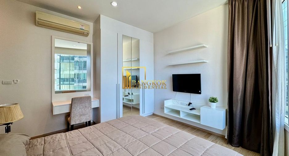 For rent 2 bedrooms condo in Khlong Toei, Bangkok