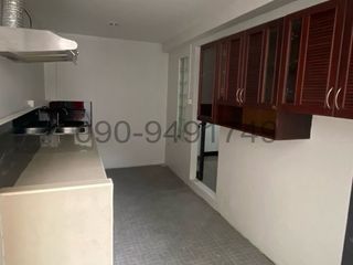 For rent 4 bedrooms townhouse in Bang Na, Bangkok