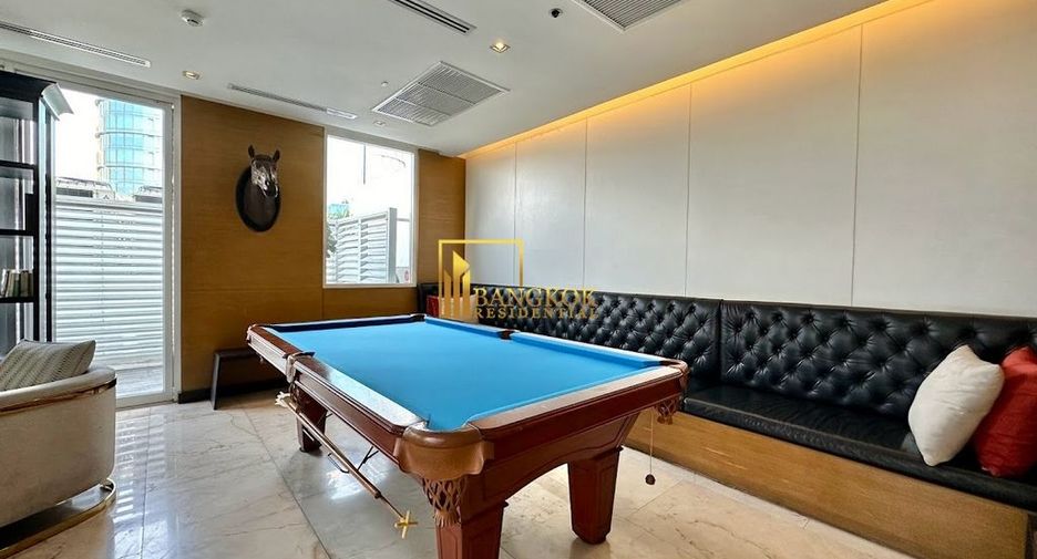 For rent 2 bedrooms condo in Watthana, Bangkok