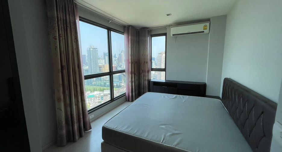出售 2 卧室 公寓 在 Khlong Toei, 曼谷