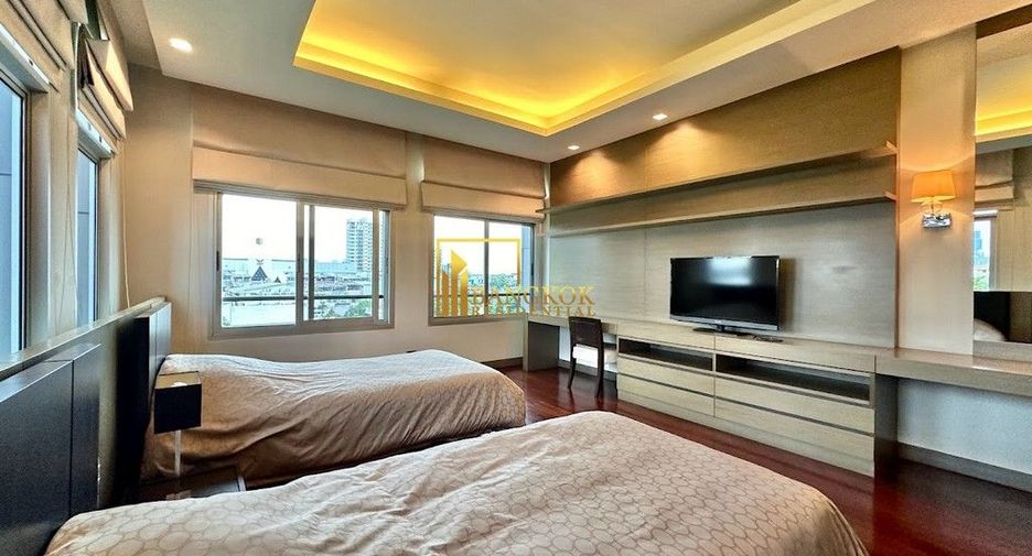 For rent 2 bedrooms apartment in Yan Nawa, Bangkok