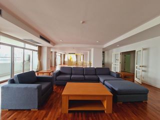 For rent 3 ベッドルーム apartment in Khlong Toei, Bangkok