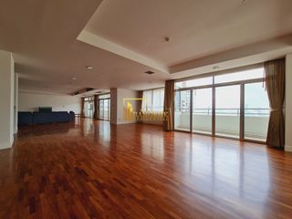 For rent 3 ベッドルーム apartment in Khlong Toei, Bangkok