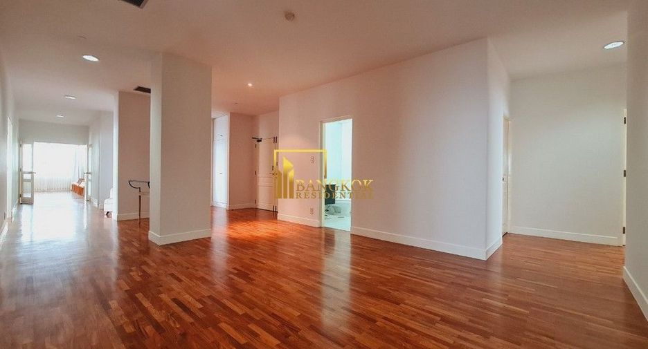 For rent 3 ベッドルーム apartment in Khlong Toei, Bangkok