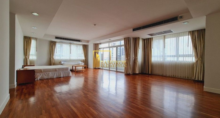 For rent 3 ベッドルーム apartment in Khlong Toei, Bangkok
