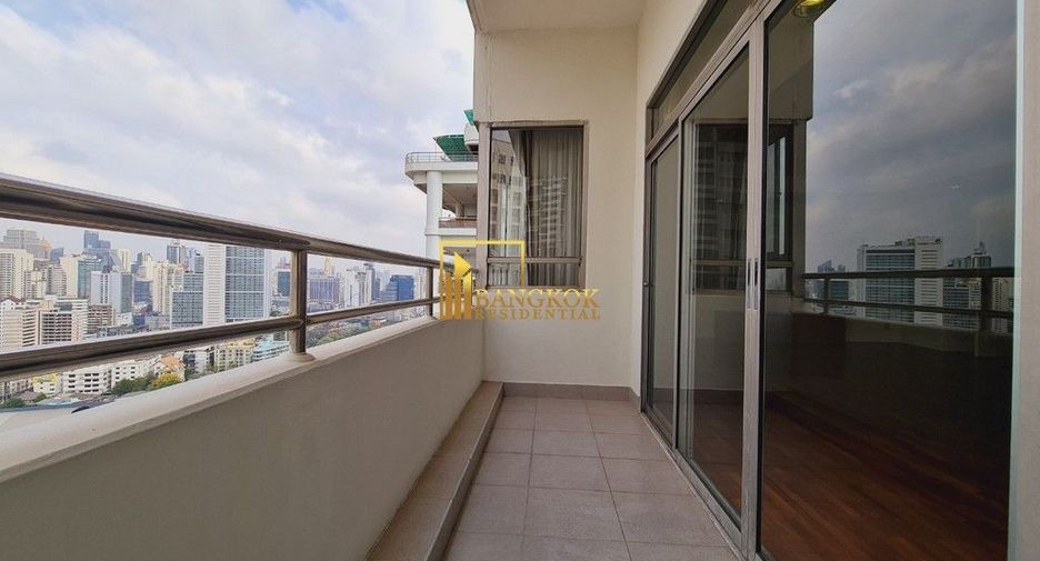 For rent 3 ベッドルーム apartment in Khlong Toei, Bangkok