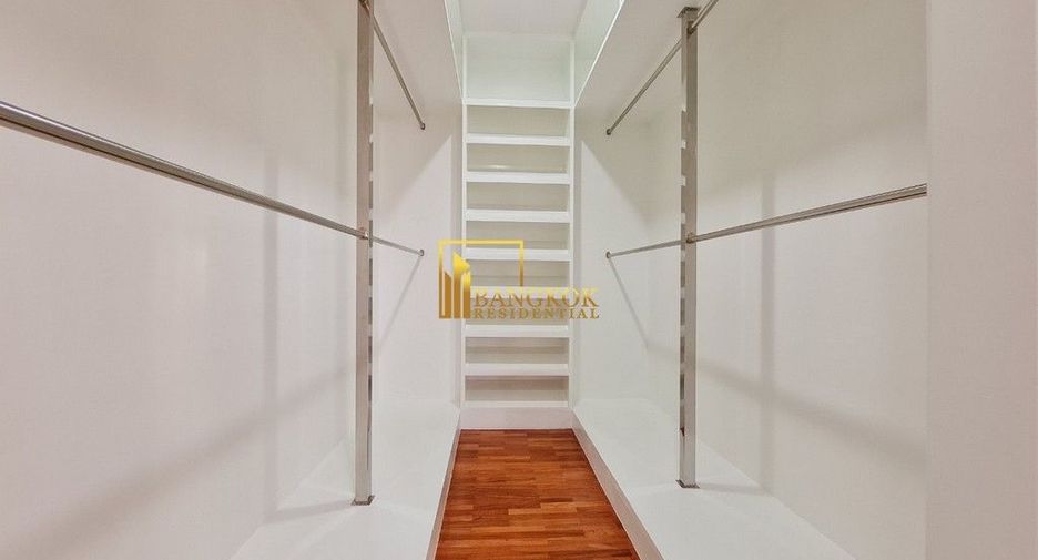 For rent 3 ベッドルーム apartment in Khlong Toei, Bangkok