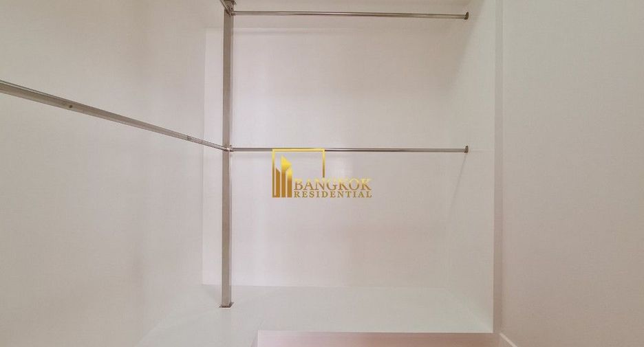 For rent 3 ベッドルーム apartment in Khlong Toei, Bangkok