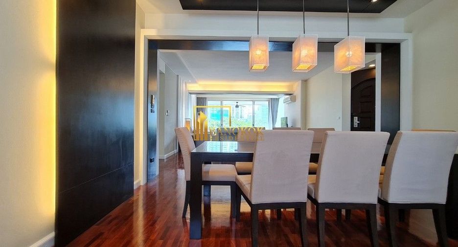 For rent 3 bedrooms apartment in Khlong Toei, Bangkok