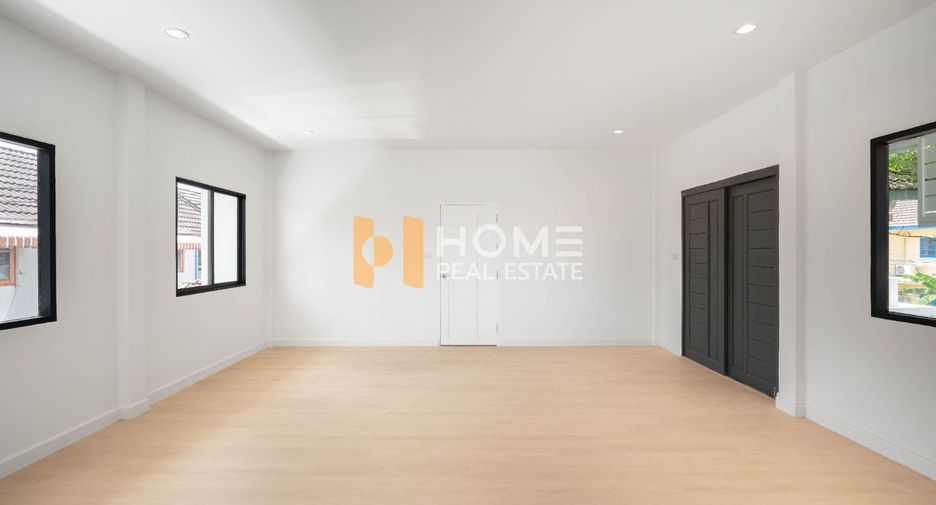 For sale 3 bedrooms house in Bang Phli, Samut Prakan