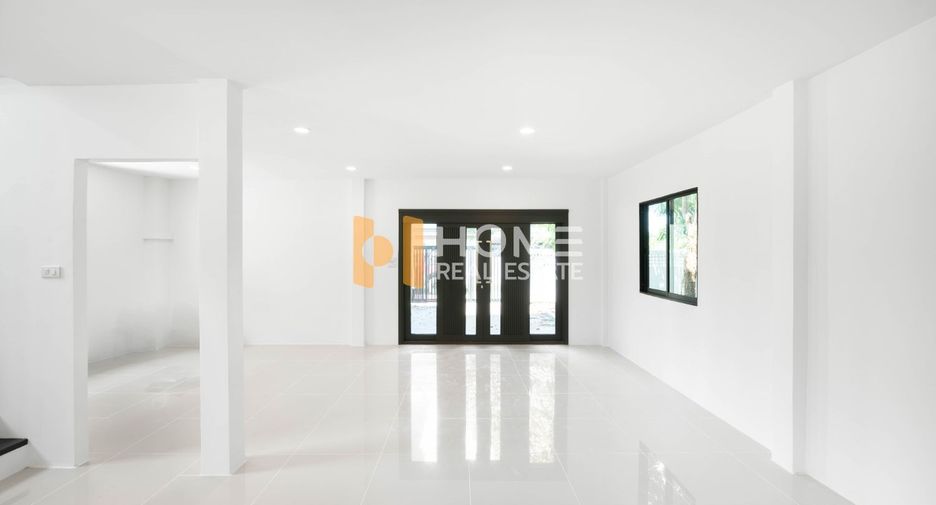 For sale 3 bedrooms house in Bang Phli, Samut Prakan