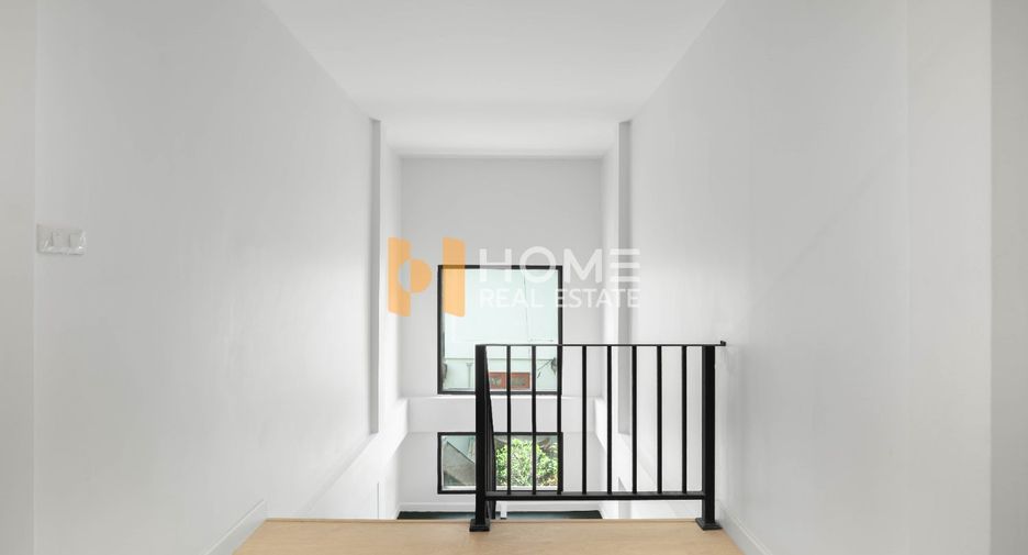 For sale 3 bedrooms house in Bang Phli, Samut Prakan