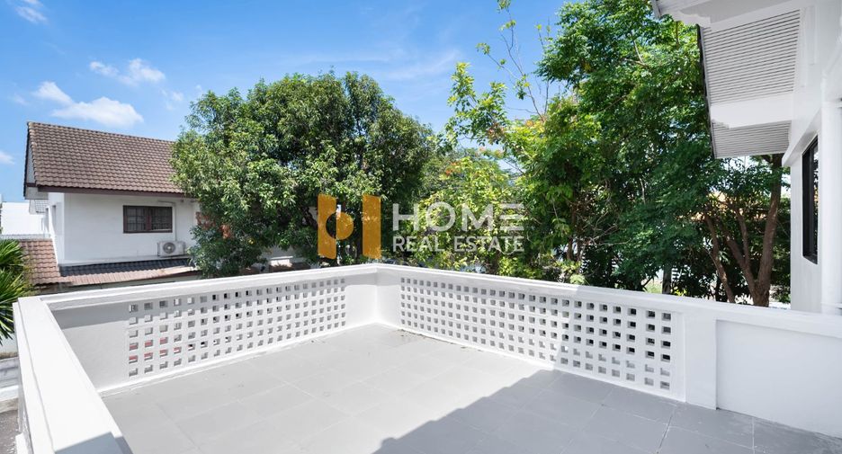 For sale 3 bedrooms house in Bang Phli, Samut Prakan
