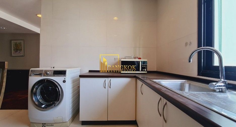 Wohnung zur Miete mit 3 Zimmer in Khlong Toei, Bangkok