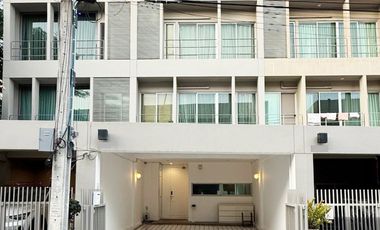 Haus zur Miete mit 3 Zimmer in Suan Luang, Bangkok