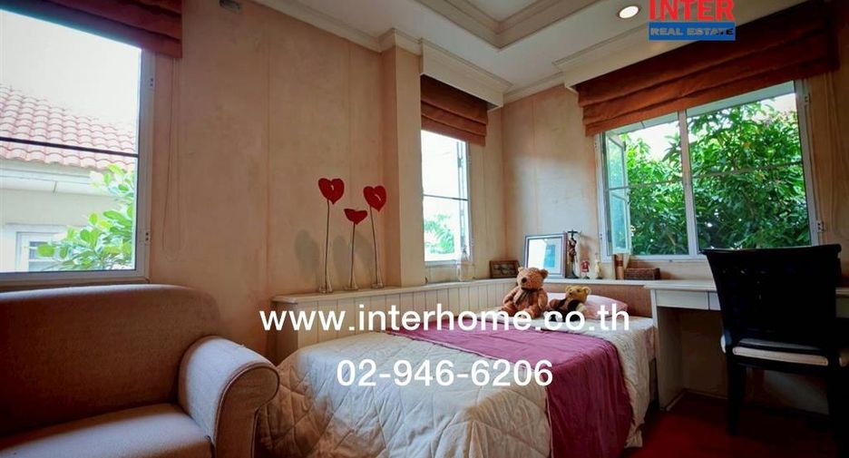 Casa en venta de 3 habitaciones en Bang Khen, Bangkok