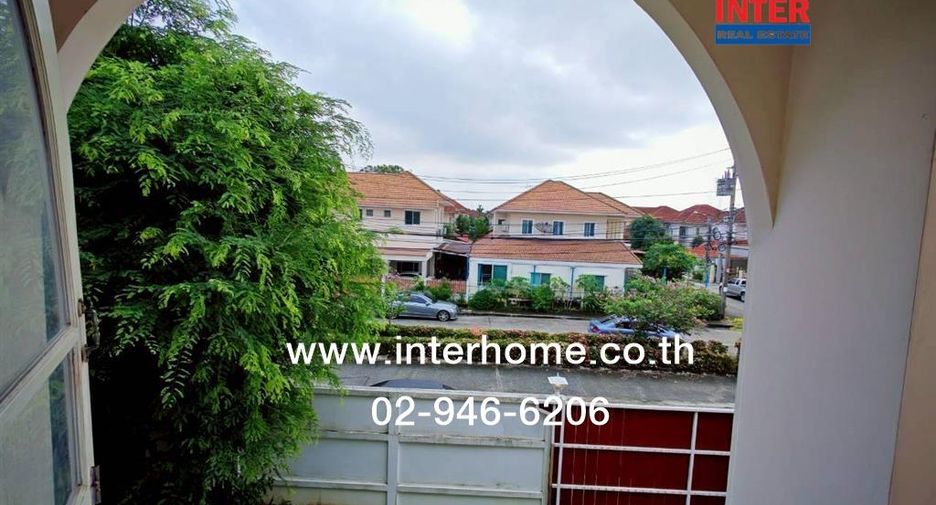 Casa en venta de 3 habitaciones en Bang Khen, Bangkok