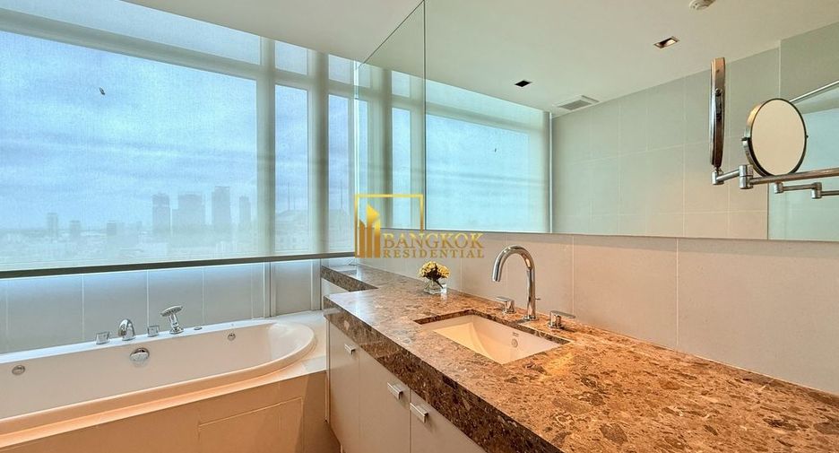 Condo en alquiler de 2 habitaciones en Pathum Wan, Bangkok