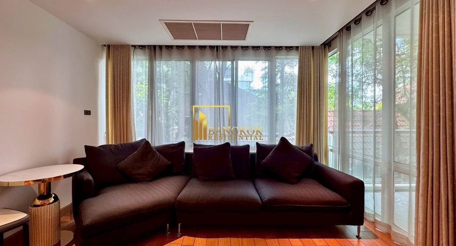 For rent 4 bedrooms condo in Khlong Toei, Bangkok