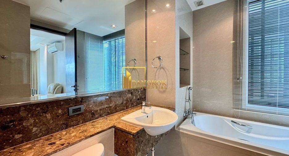For rent 4 bedrooms condo in Khlong Toei, Bangkok