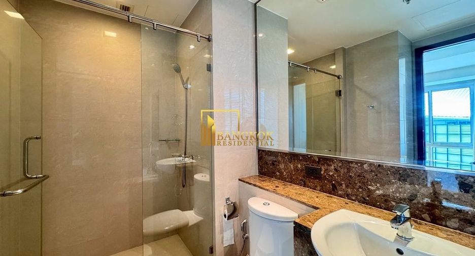 For rent 4 bedrooms condo in Khlong Toei, Bangkok