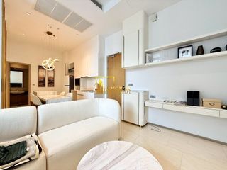 For rent 2 bedrooms condo in Bang Rak, Bangkok