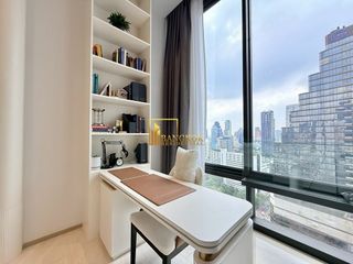 For rent 2 bedrooms condo in Bang Rak, Bangkok