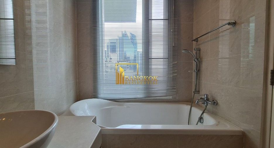 Condo en alquiler de 2 habitaciones en Khlong Toei, Bangkok