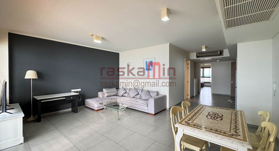 For sale 2 ベッドルーム condo in Bang Lamung, Chonburi