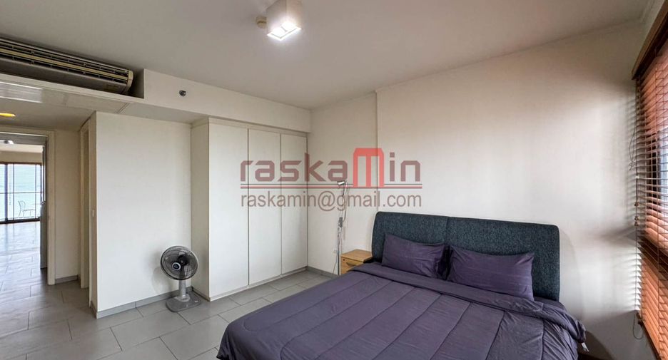 For sale 2 ベッドルーム condo in Bang Lamung, Chonburi
