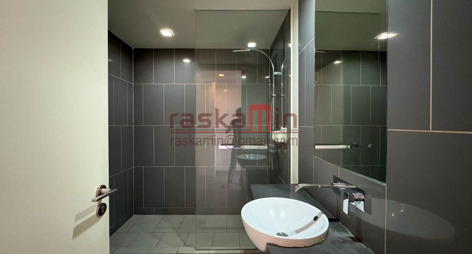 For sale 2 ベッドルーム condo in Bang Lamung, Chonburi
