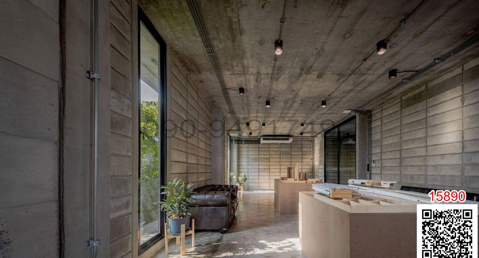 For sale 4 bedrooms retail Space in Chatuchak, Bangkok