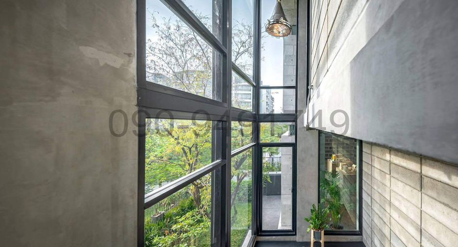 For sale 4 bedrooms retail Space in Chatuchak, Bangkok