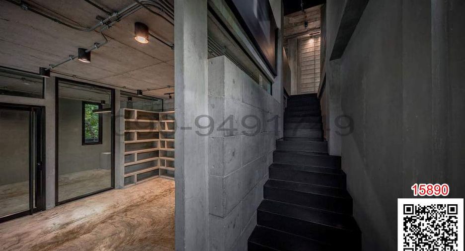 For sale 4 bedrooms retail Space in Chatuchak, Bangkok