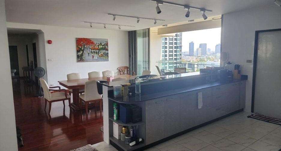For rent and for sale 3 bedrooms condo in Watthana, Bangkok