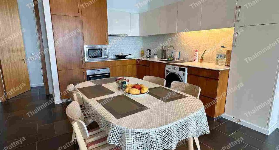 For sale 2 ベッドルーム condo in Bang Lamung, Chonburi