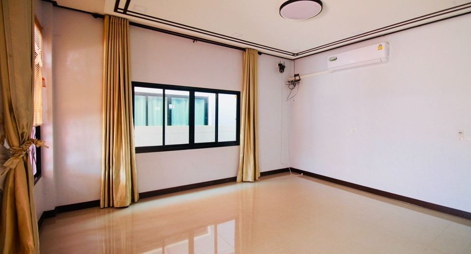 出售 3 卧室 独立屋 在 Mueang Rayong, Rayong
