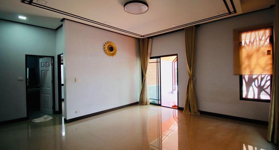 出售 3 卧室 独立屋 在 Mueang Rayong, Rayong