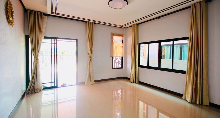 出售 3 卧室 独立屋 在 Mueang Rayong, Rayong