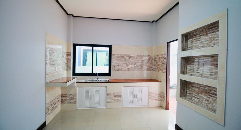 出售 3 卧室 独立屋 在 Mueang Rayong, Rayong