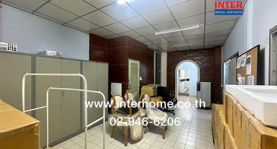 À vendre 5 chambres entrepôt à Sai Mai, Bangkok