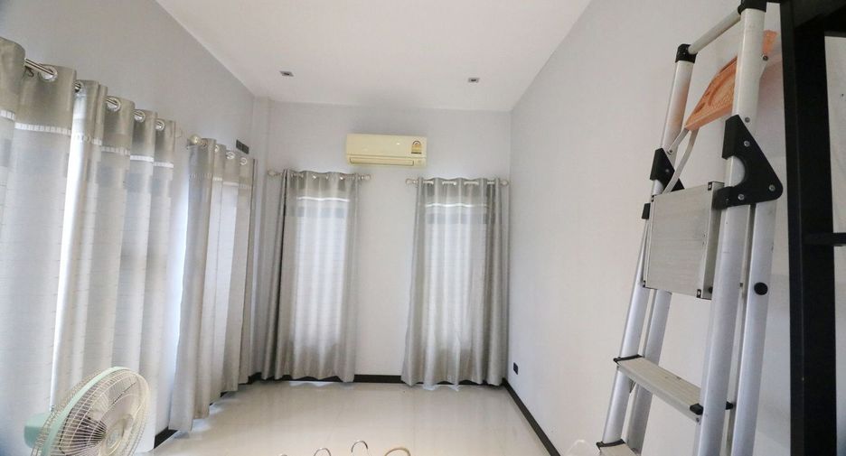 出售 10 卧室 商业空间 在 Mueang Udon Thani, Udon Thani