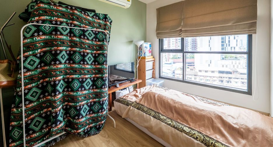 For sale 2 bedrooms condo in Khlong Toei, Bangkok