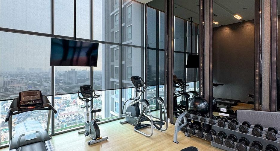 For sale 2 bedrooms condo in Khlong Toei, Bangkok