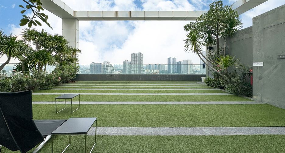 For sale 2 bedrooms condo in Khlong Toei, Bangkok