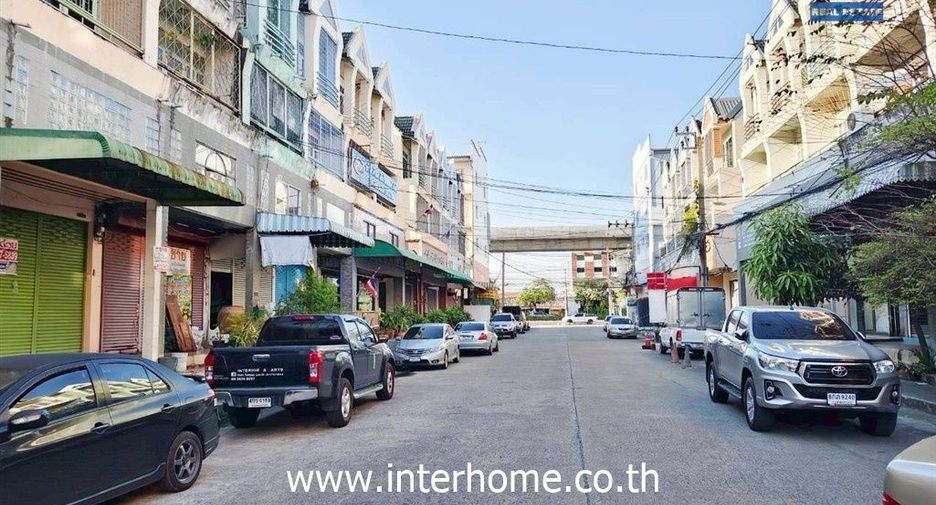 For rent and for sale 3 bedrooms retail Space in Min Buri, Bangkok