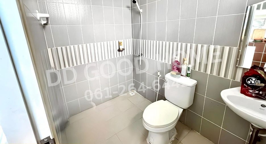 For sale 3 bedrooms house in Mueang Lop Buri, Lopburi