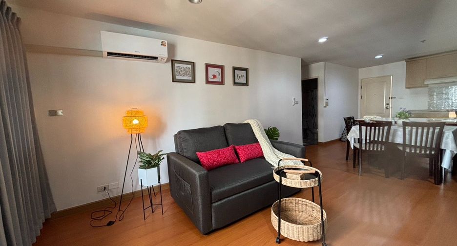 For rent 2 ベッドルーム serviced apartment in Pathum Wan, Bangkok