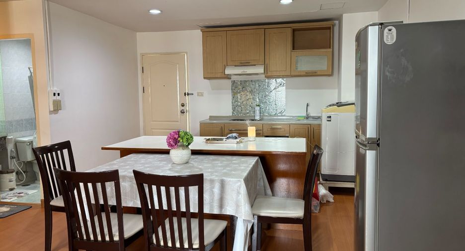 For rent 2 ベッドルーム serviced apartment in Pathum Wan, Bangkok